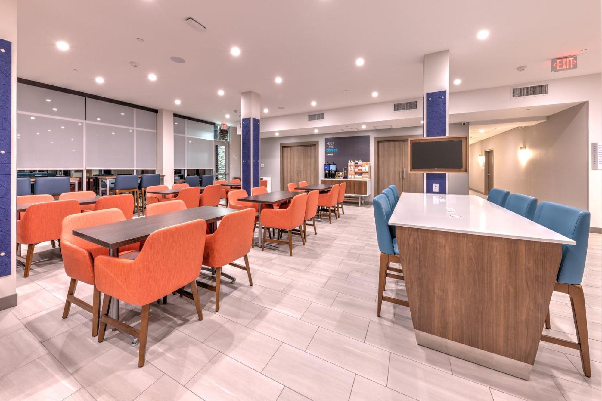 Holiday Inn Express & Suites Austin Airport East By Ihg מראה חיצוני תמונה
