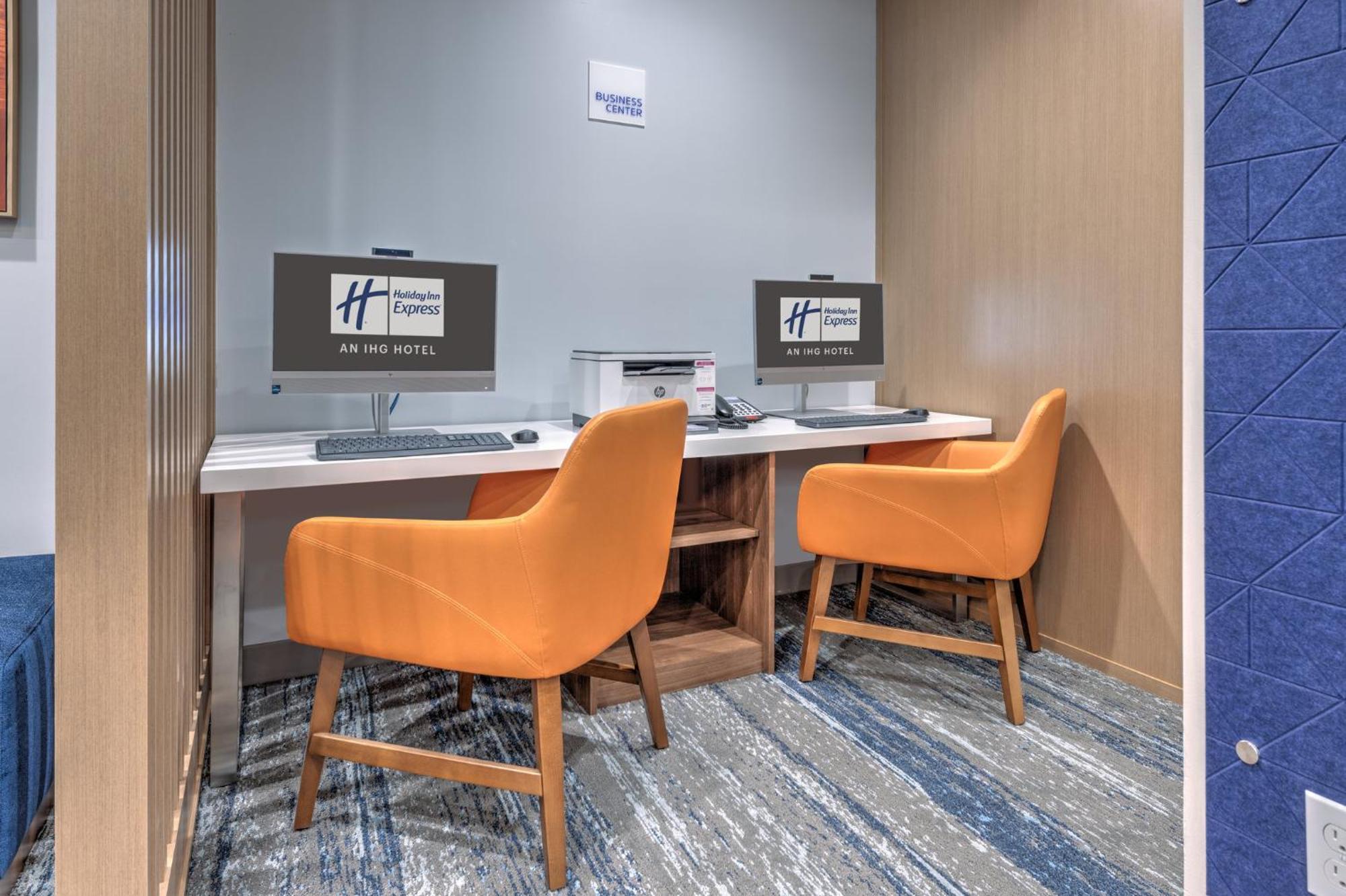 Holiday Inn Express & Suites Austin Airport East By Ihg מראה חיצוני תמונה